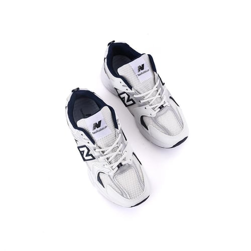 حذاء بي ان ترند رجالي كحلي ابيض