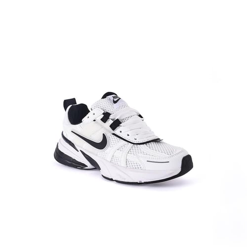 حذاء نايك نسائي ابيض في اسود