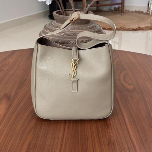 سان لوران 22cm