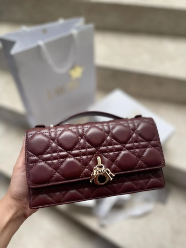 شنطة ديور 21 cm برغندي