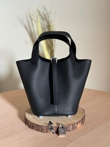 حقيبة هيرمز ماستر