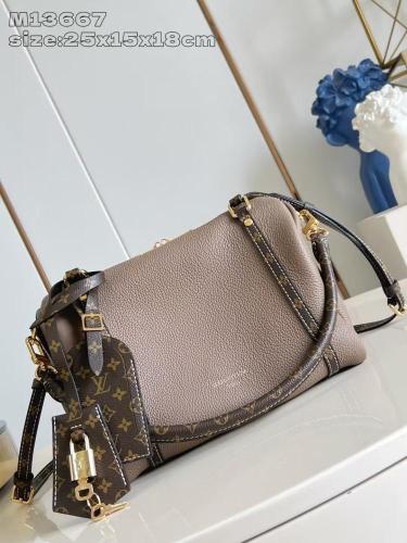 شنطة لويس فيتون 25 cm