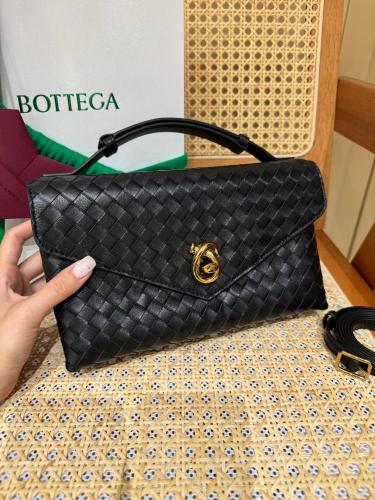 بوتيغا 25 cm اسود