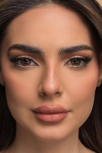 كريستال هازل