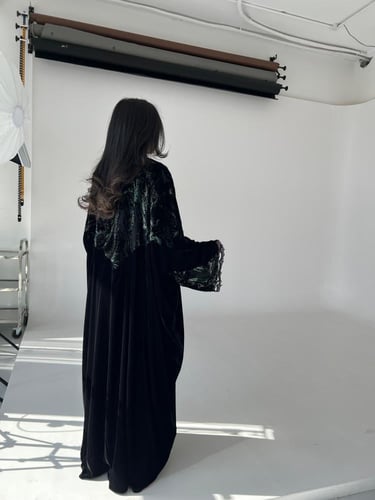 Black Dual-Velvet Abaya Half Bisht Cut