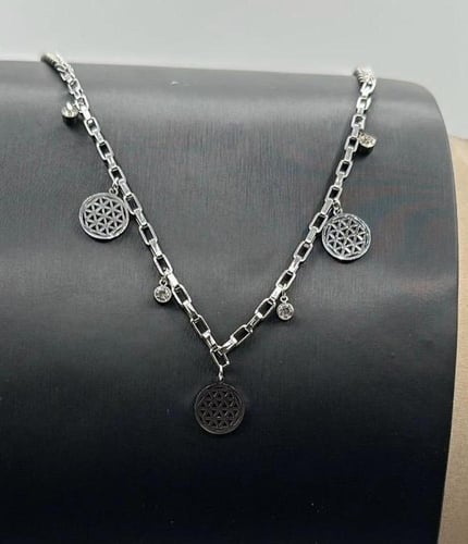 سلسال نسائي انيق مصنوع من الستانلس ستيل المقاوم لل...