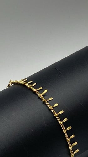 إسواره نسائية أنيقة مصنوعه من الستانلس ستيل عالي ا...