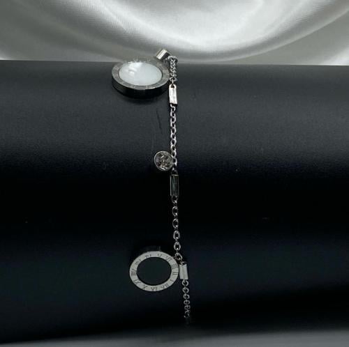 إسواره نسائية أنيقة مصنوعه من الستانلس ستيل عالي ا...