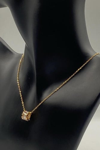 سلسال نسائي انيق مصنوع من الستانلس ستيل المقاوم لل...