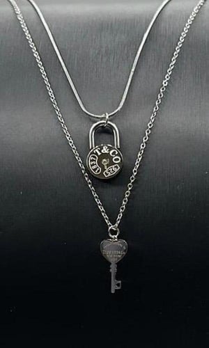 سلسال نسائي انيق مصنوع من الستانلس ستيل المقاوم لل...