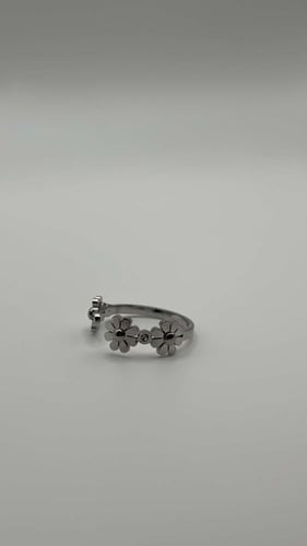 خاتم نسائي فاخر مصنوع من الستانلس ستيل مقاوم للصدأ...