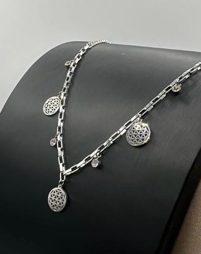 سلسال نسائي انيق مصنوع من الستانلس ستيل المقاوم لل...