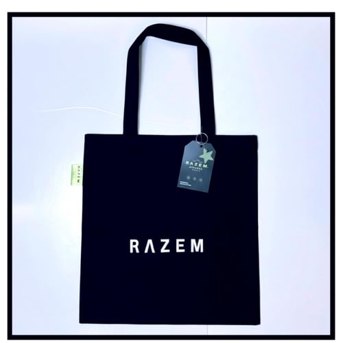 تيشيرت أشرطة