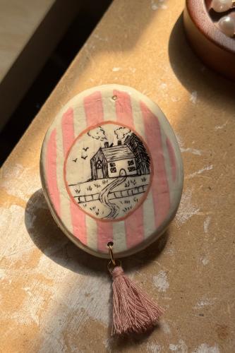 تعليقة سيارة رسمة .