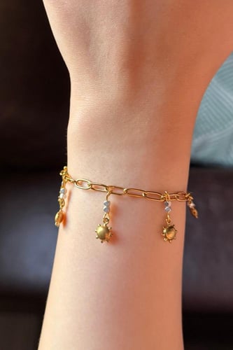 سوارة ذهبية أنيقة 3