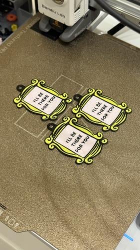 إطار فريندز الأصفر.