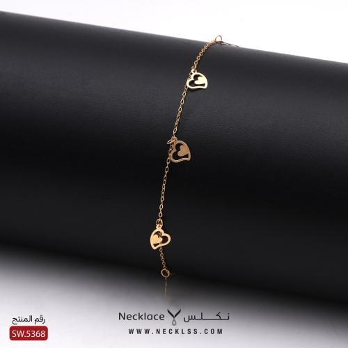 إسوارة ذهب عيار 18 تصميم قلبين متداخلين (SW.5368)