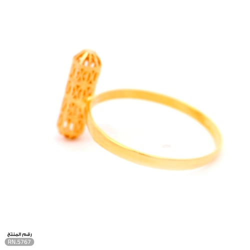 خاتم ذهب عيار 21 تصميم ناعم وبسيط (RN.5767)