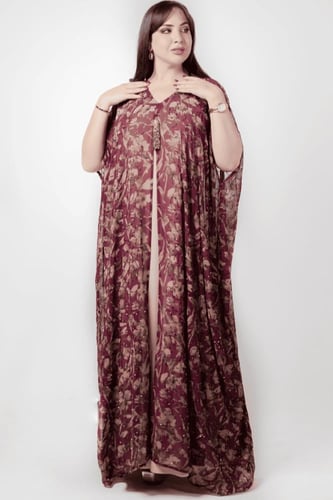 جلابيه الورد المعتّق