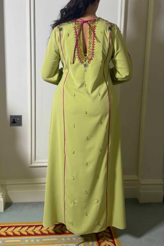 Luxurious jalabiya - hand-stitched