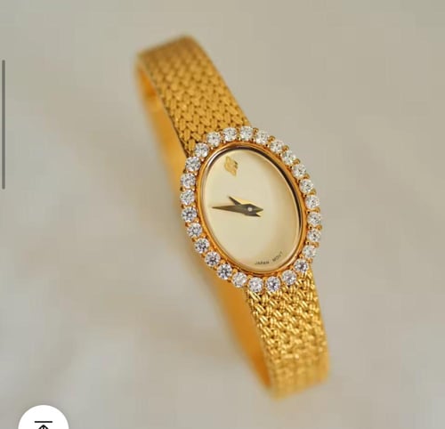 ساعة ناريسا