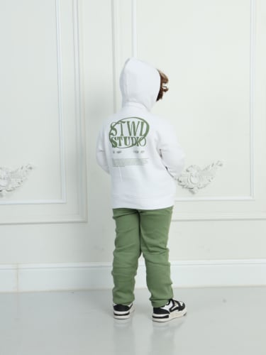 طقم ولادي شتوي بطبعة ستوديو MT-15