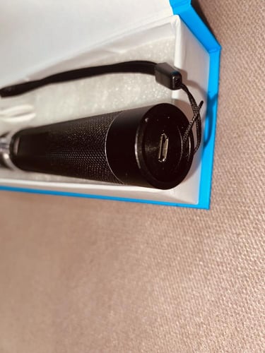 ليزر اخضر قابل لاعادة الشحن USB