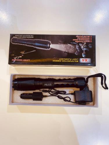 صاعق كهربائيبوليسي X4