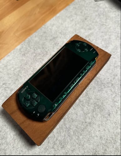 PSP 3000 الزيتي - جاهز للعب