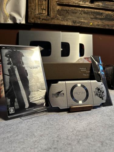 PSP 2000 نسخة فاينل فنتسي Crisis Core Final Fantas...