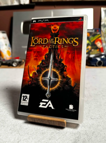 THE LORD OF THE RINGS TACTICS - PSP - PAL