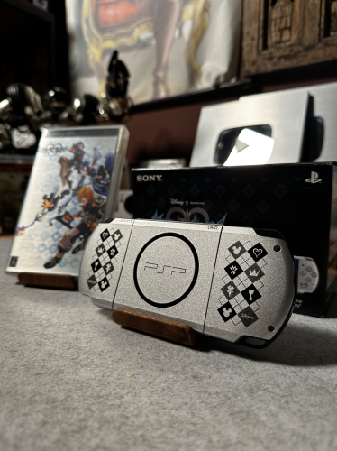 PSP-3000 Kingdom Hearts: Birth by Sleep Limited Ed...
