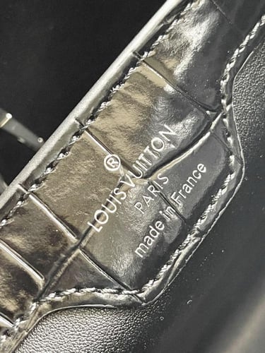 LV لويس فيتون Capucines مقاس27