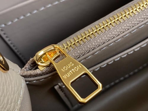 LV لويس فيتون Capucines مقاس 21