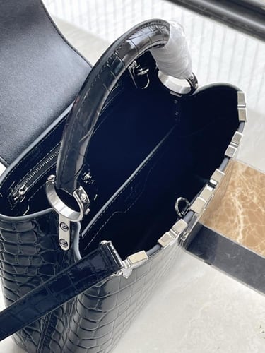 LV لويس فيتون Capucines مقاس27