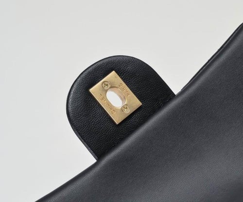 شانيل مقاس 20