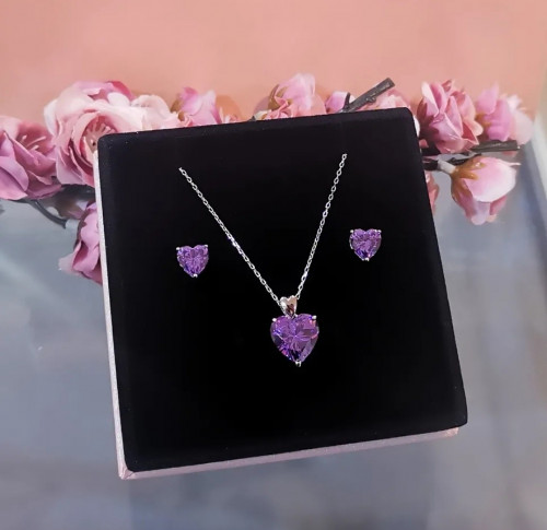 طقم فضة عيار 925 مرصع بحجر الالماس الصناعي