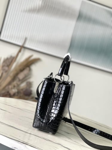 LV لويس فيتون Capucines مقاس27