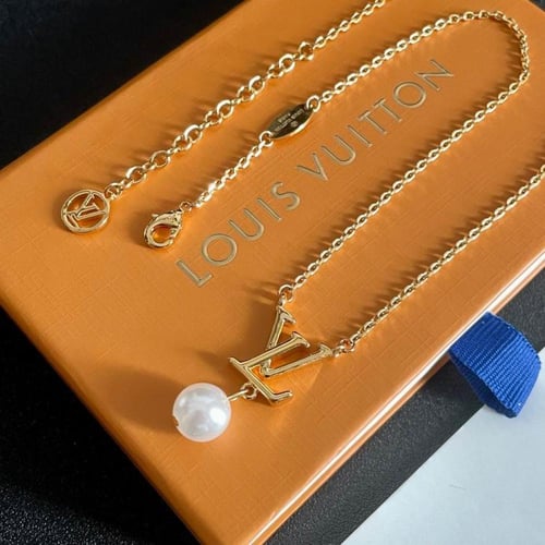 سلسال لويس فيتون