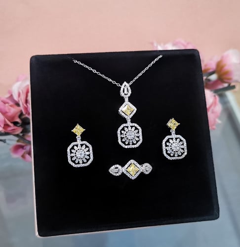 طقم فضة عيار 925 تصميم الماس