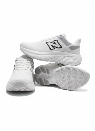 سنيكرز "تشانكي" أسود فاخر – تصميم Suede وجلد لمظهر...