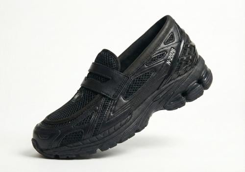 الحذاء الرياضي "ألترا لايت"