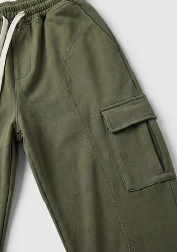 بنطلون شبابي