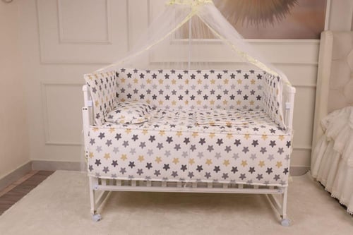 حواجز لسرير الطفل