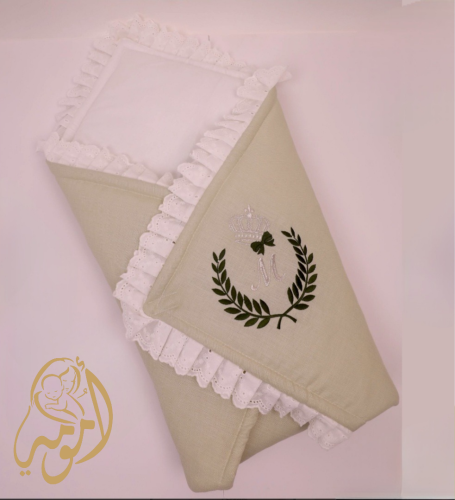 مدسات مواليد مع حرف( بيت الطفل)