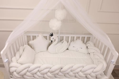 مفرش سرير ضفيرة ابيض