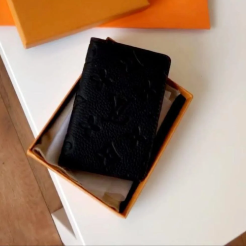 بوك لويس فيتون رجالي لون اسود