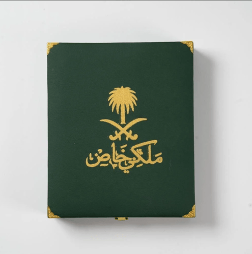 شماغ ملكي خاص الاصدار الجديد