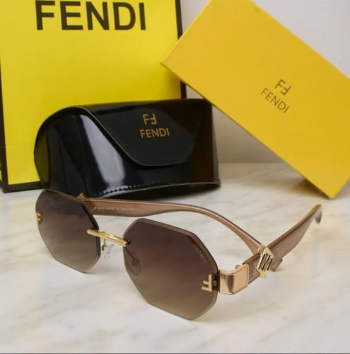 نظارة شمسيه فندي الاصدار الجديد2025