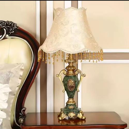 BELLE Retro European Creative - مصباح طاولة LED فا...